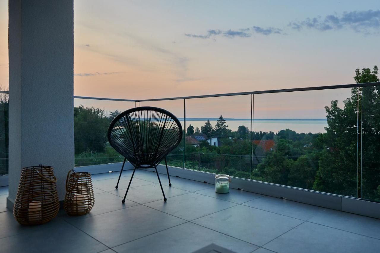 Lake Spirit Boutique Apartments Balatonalmadi Exterior photo