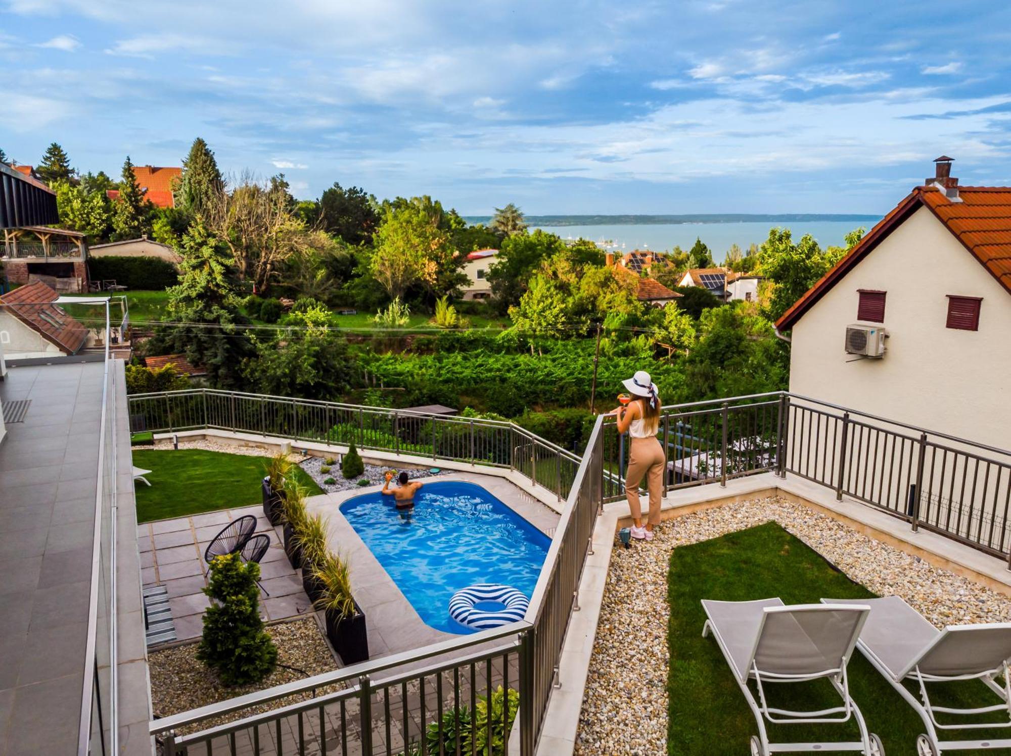 Lake Spirit Boutique Apartments Balatonalmadi Exterior photo